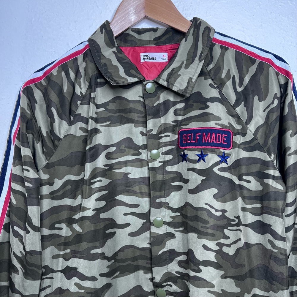EPIC Big Boys Camo-Print Jacket. THREADS. Size L "SELF MADE" - Picture 2 of 8